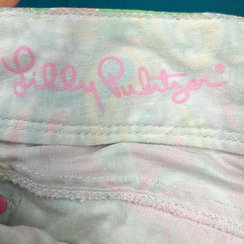 Lilly Pulitzer The Clifton Short Denim Pink Green Paisley‎ Sz 2